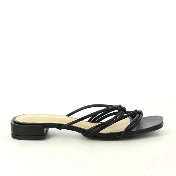 Lavish & Squalor Leola Black